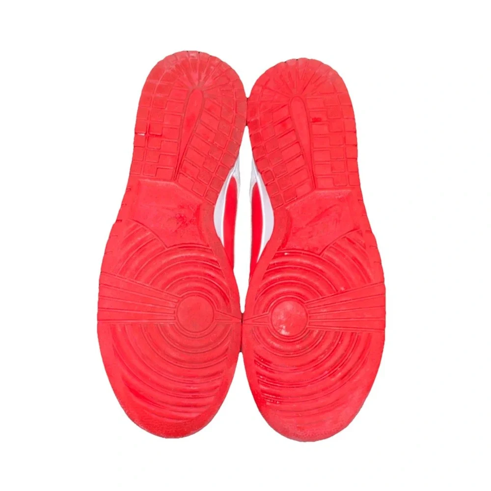 40N8/ Nike Dunk Low Championship Red White Low Top Men's‎ Athletic Sneakers